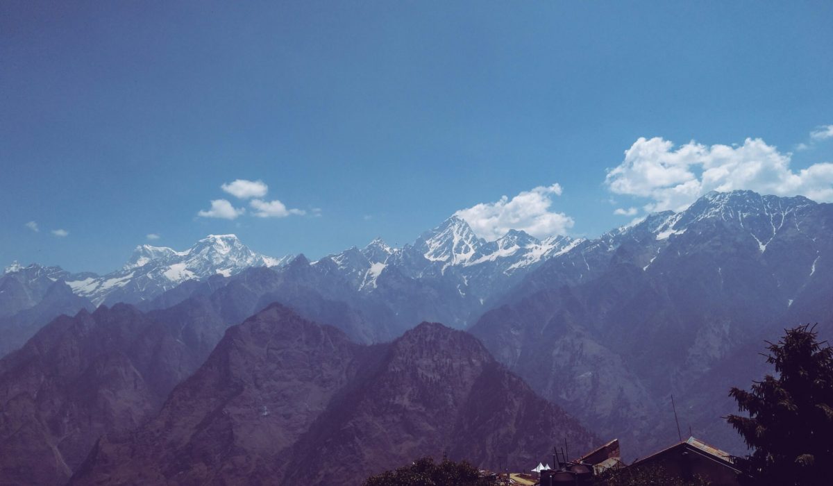 yash-panchariya-9hlpjGYXdXk-unsplash
